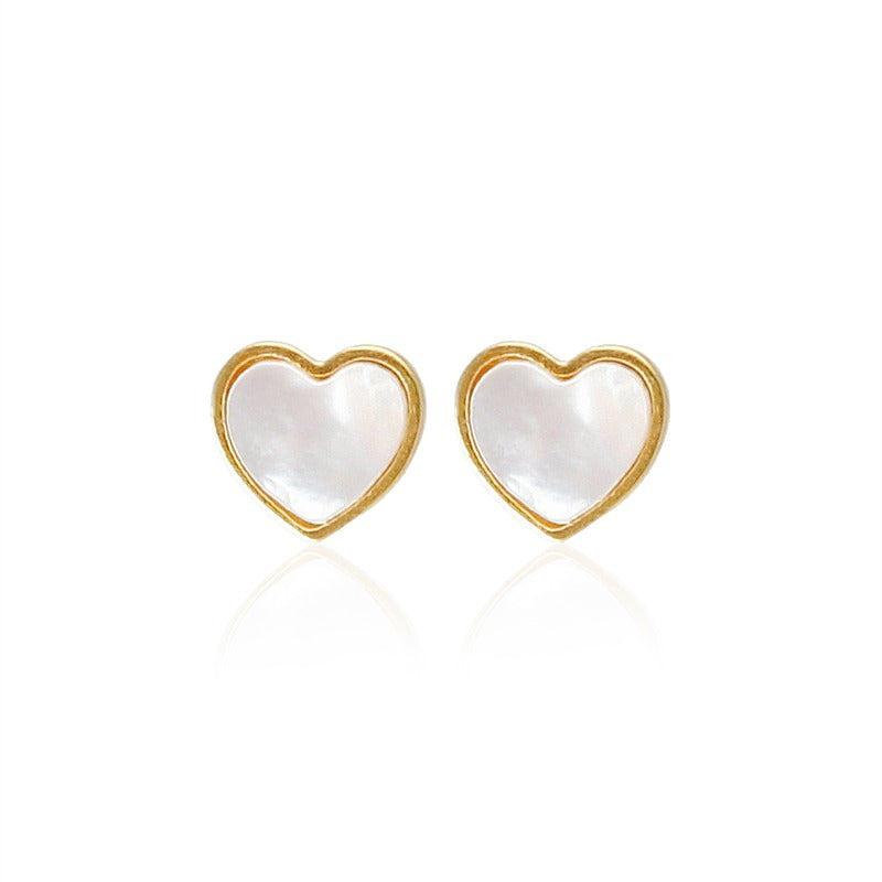 Pearl Bloom Heart Studs Earrings