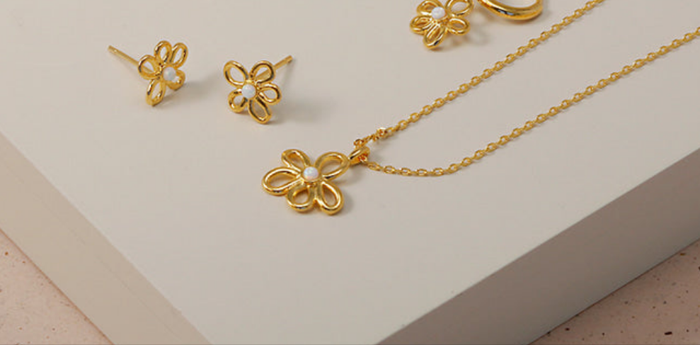 925 SS Flora Opal Dot Necklace