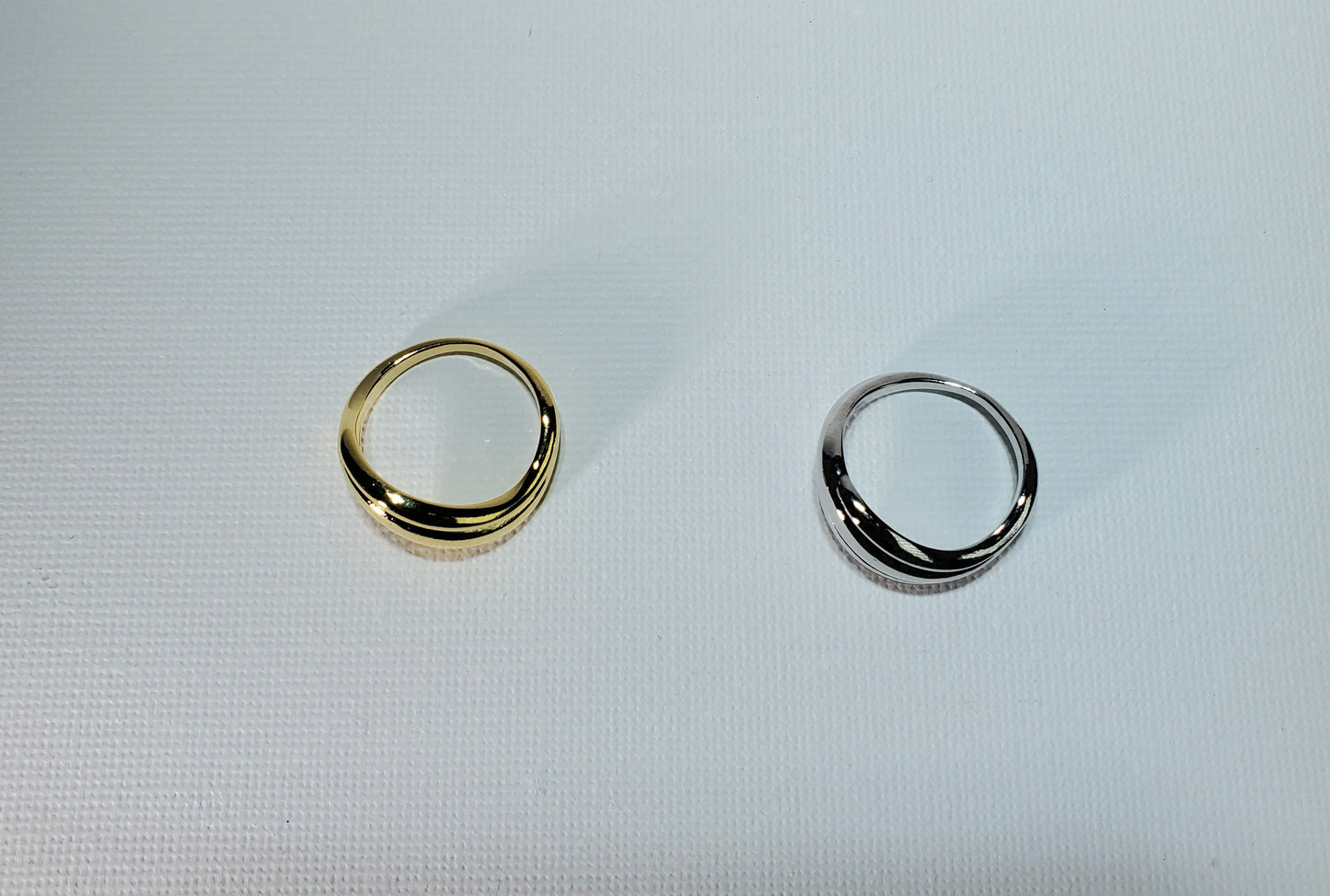 Triple Wavy Drift Ring