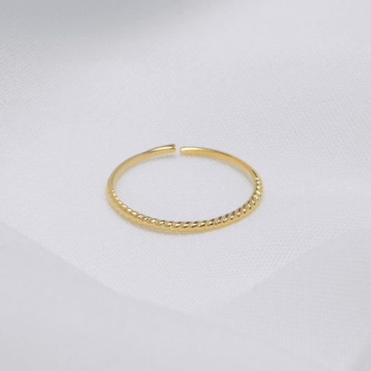 Thin Rope Ring