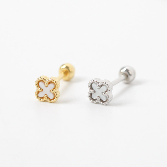 Mini Pearl Clover Stud