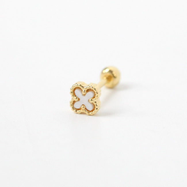 Mini Pearl Clover Stud