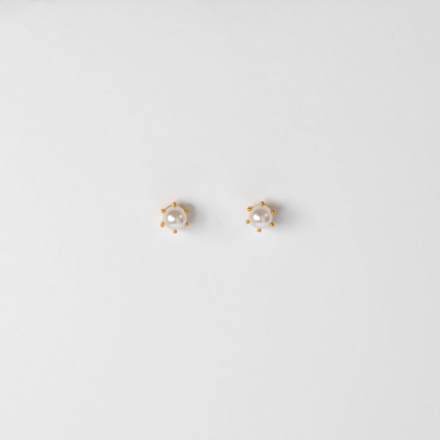 Classic Pearl Dots Earrings