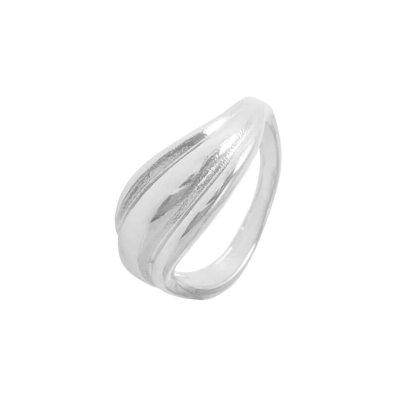 Triple Wavy Drift Ring