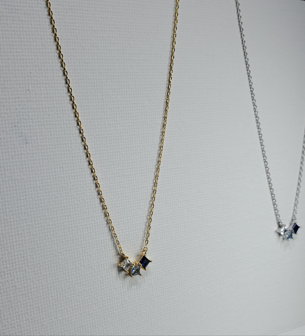 Twinkle Hug Necklace