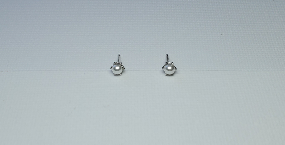 Classic Pearl Dots Earrings