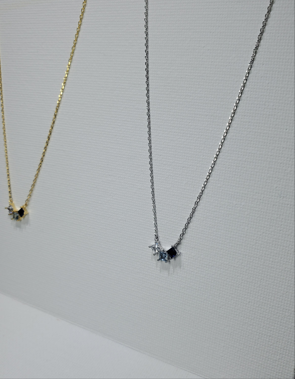 Twinkle Hug Necklace