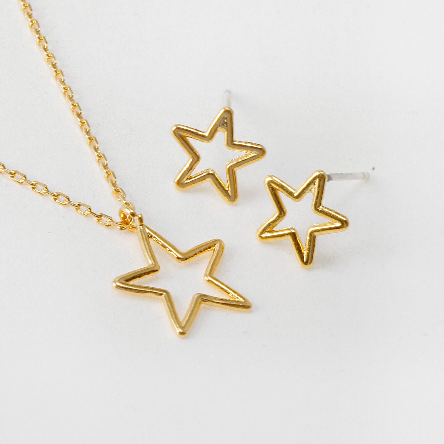 Wire Star Necklace