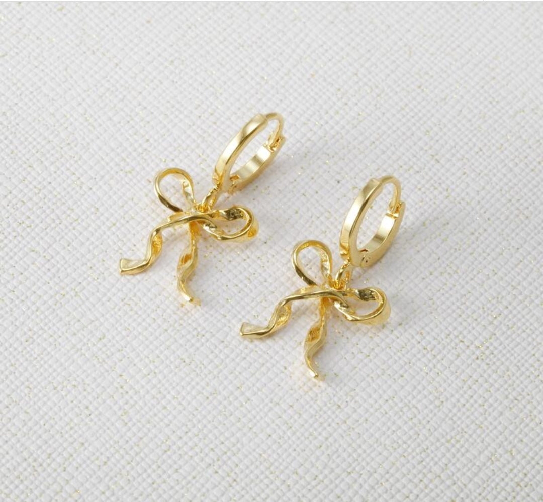 Lux Bow hoops earrings