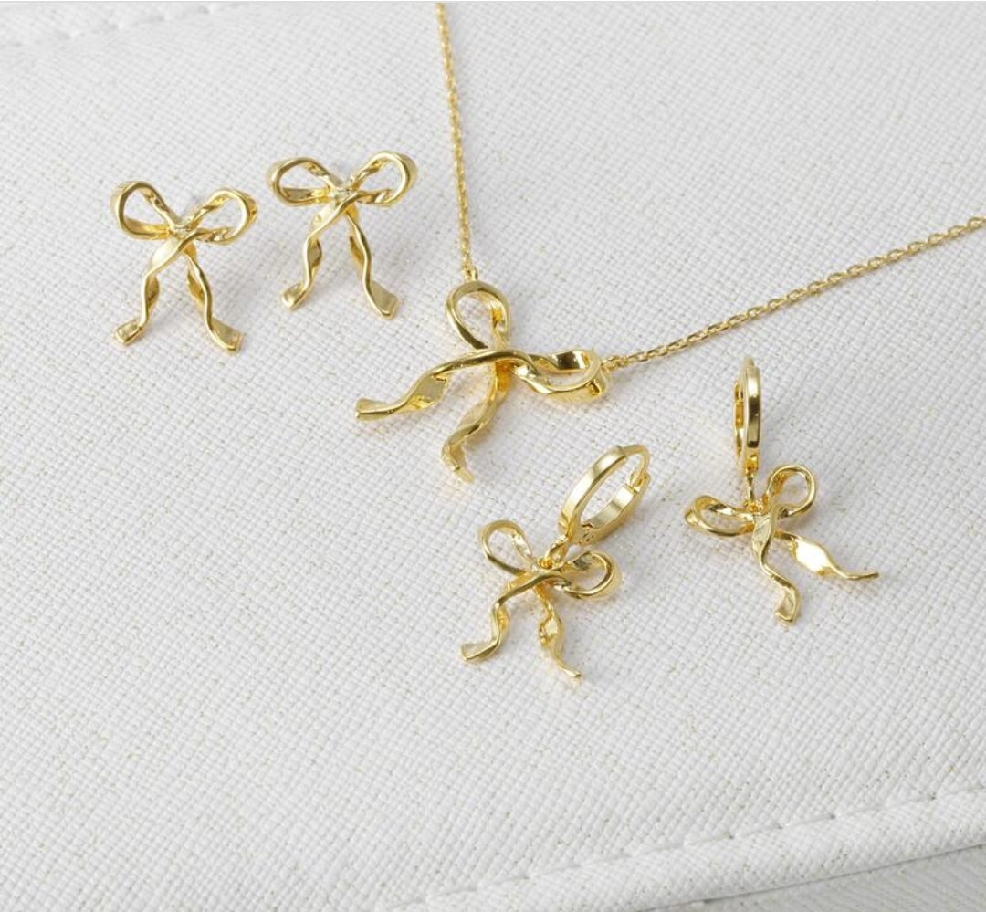Lux Bow hoops earrings