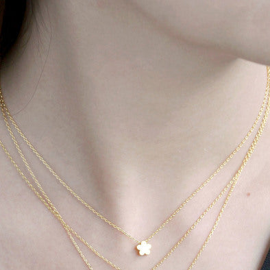 Matte Flower Necklace