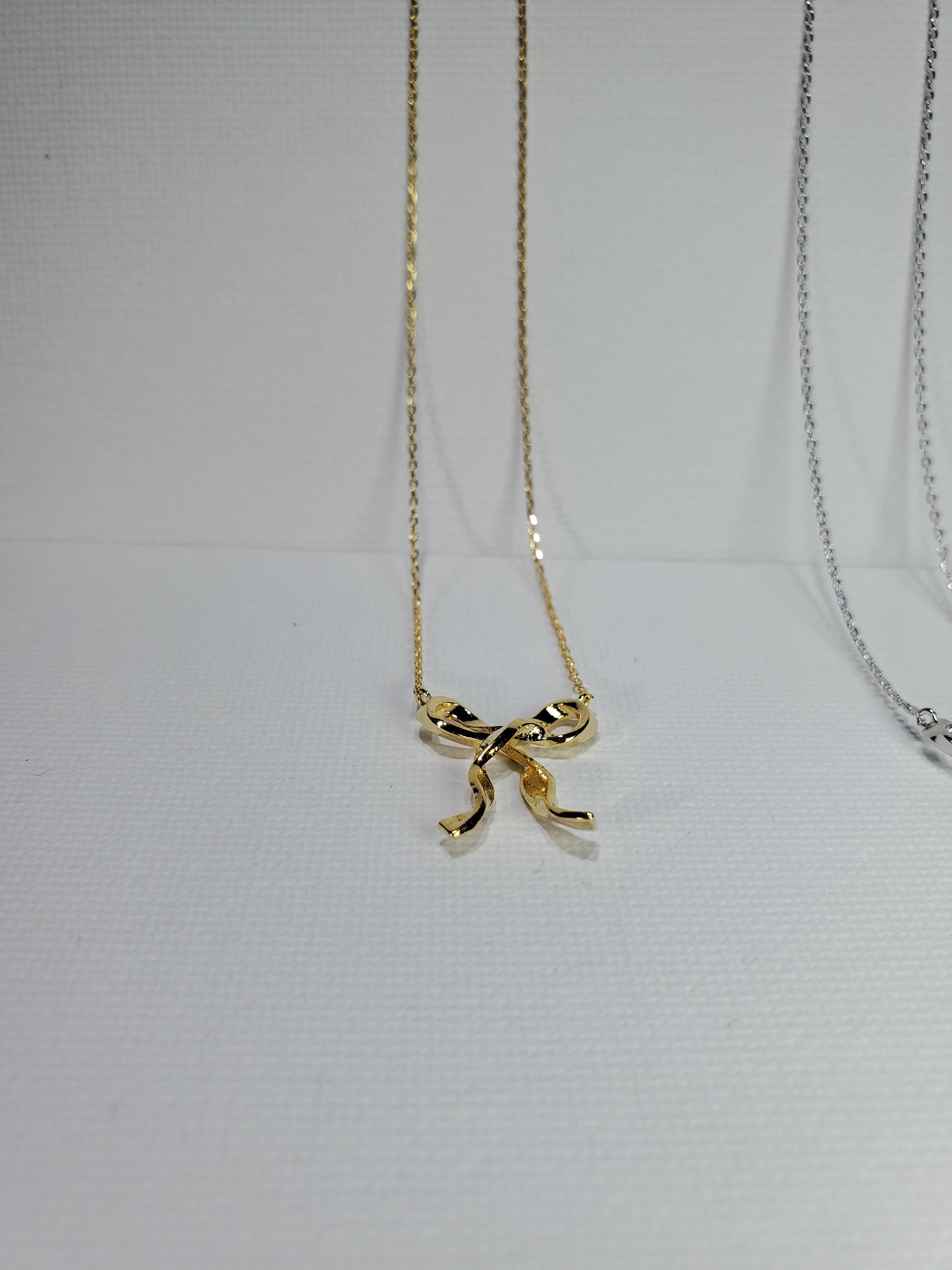 Delicate Bow Necklace