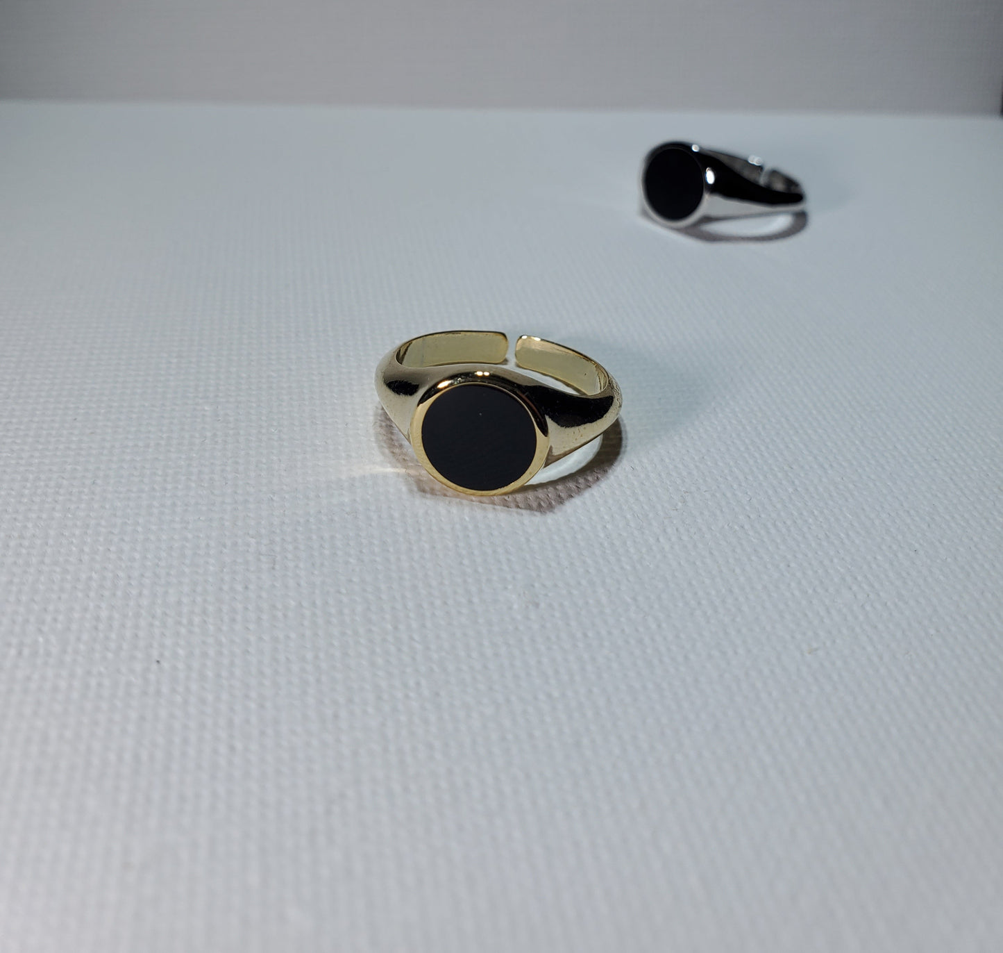 Black Round Enamel Signet Ring