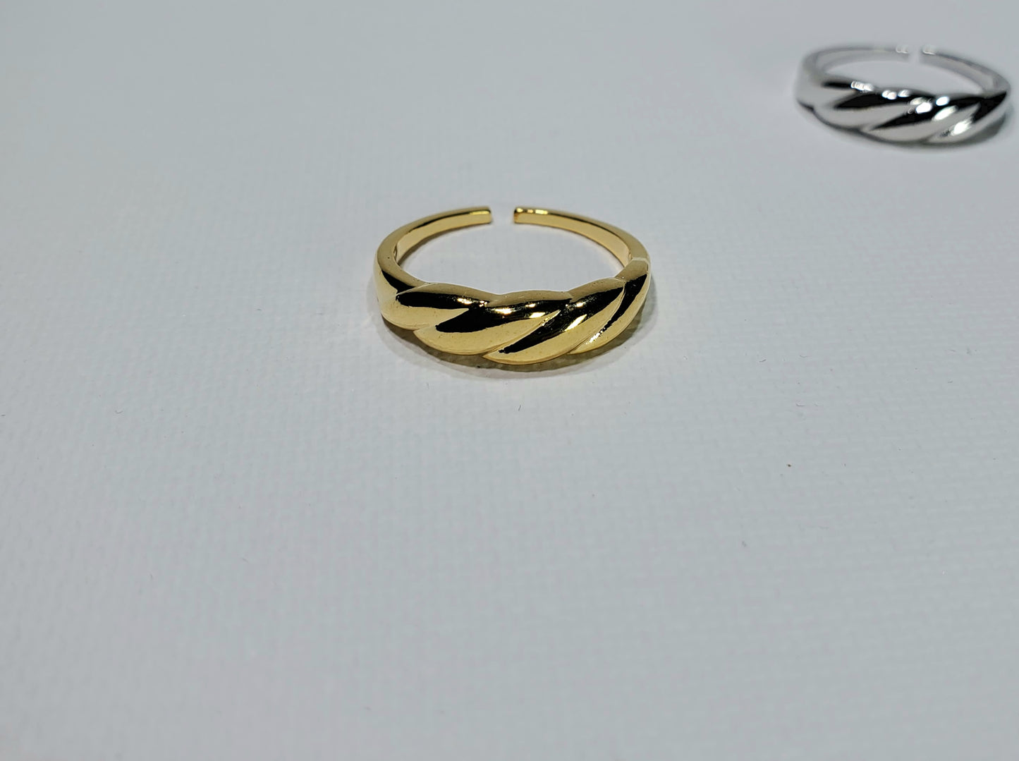 Classic Croissant Ring