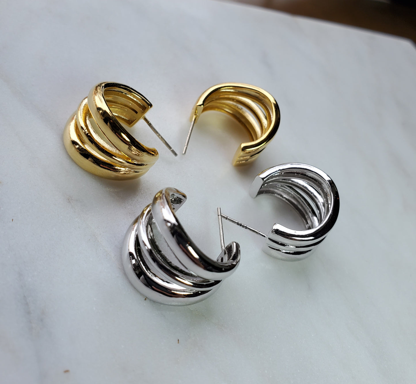 Curved Triple Row Hoops