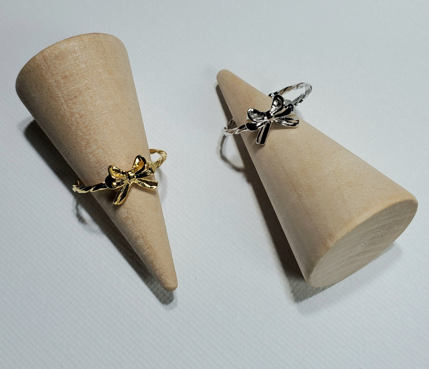 Bow Ribbon Twist Band Ring